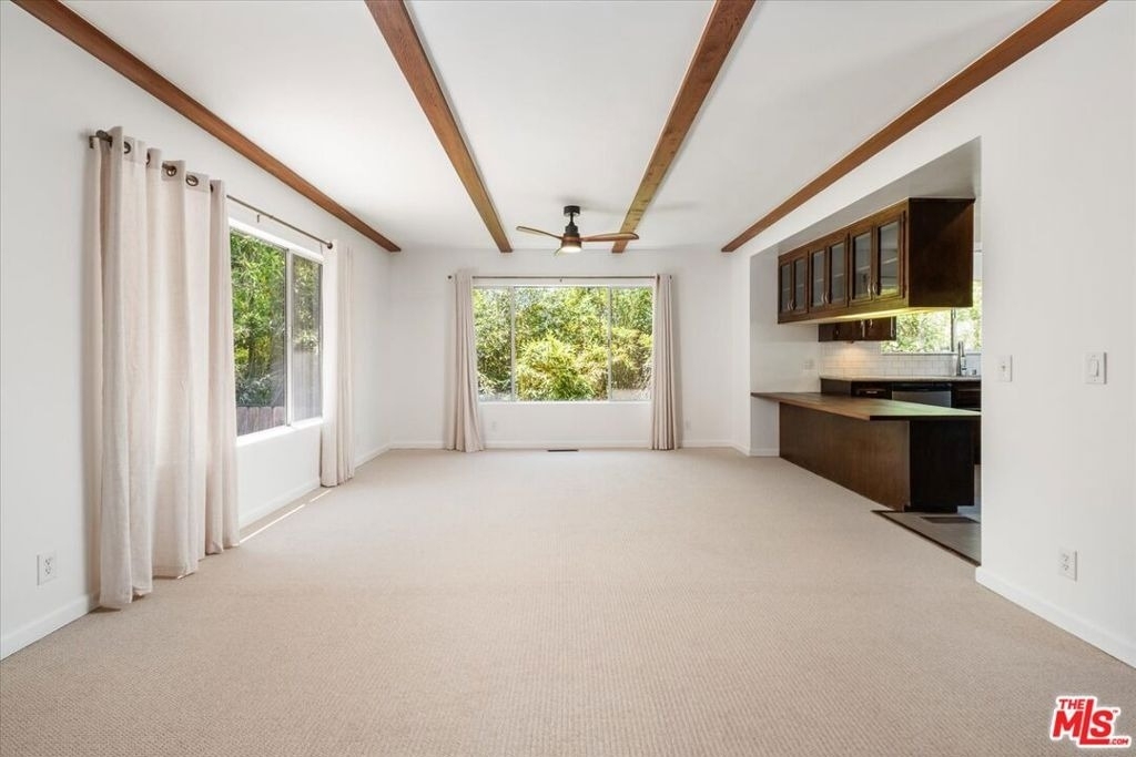 1528 Rising Glen Road - Photo 3