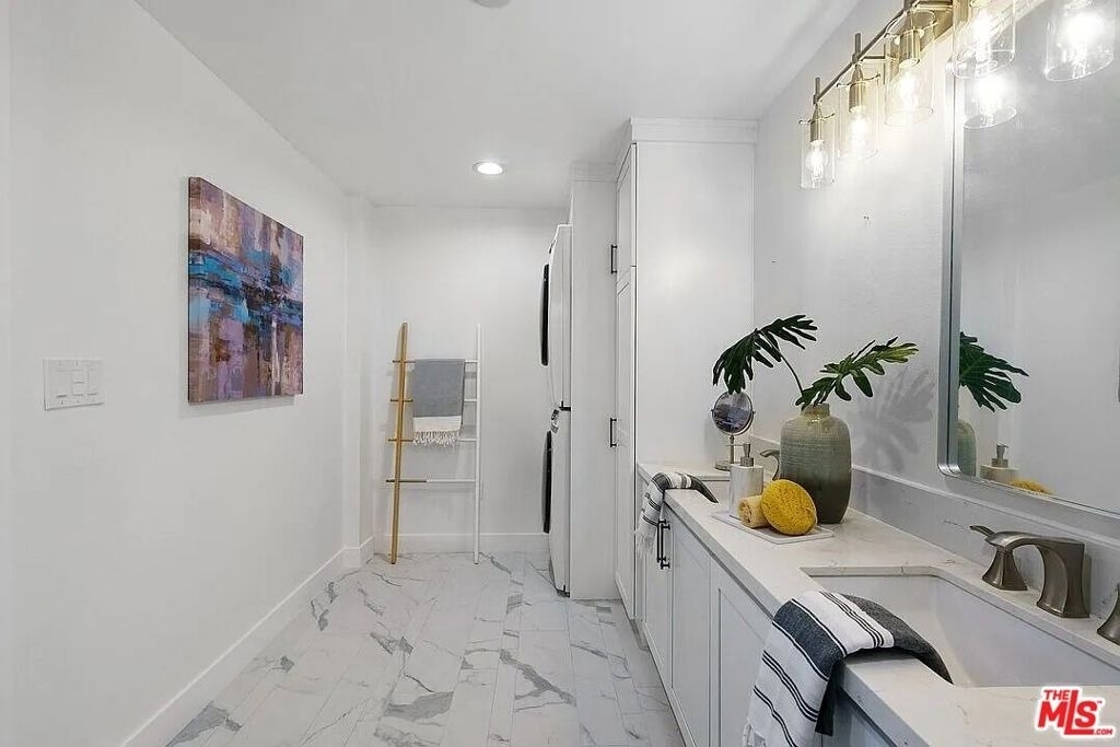 842 11th St - Photo 19