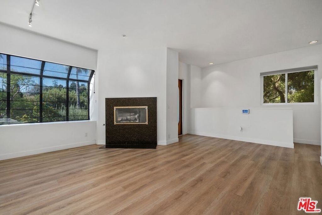3023 Berkeley Avenue - Photo 6