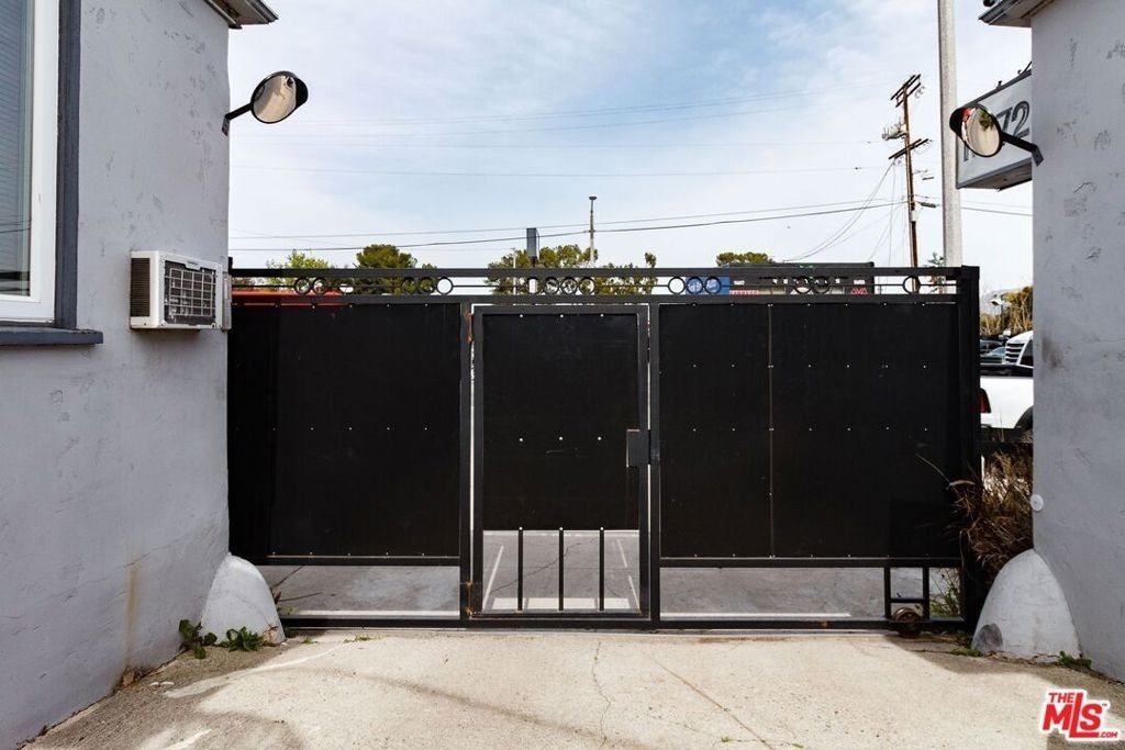 11472 Ventura - Photo 11
