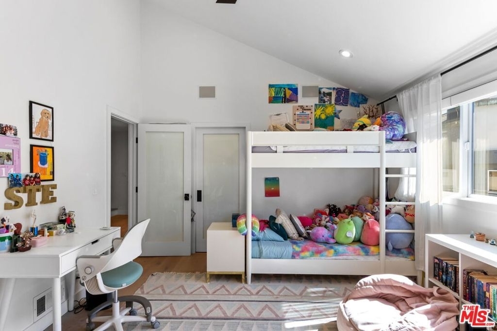 4606 Roma Court - Photo 48