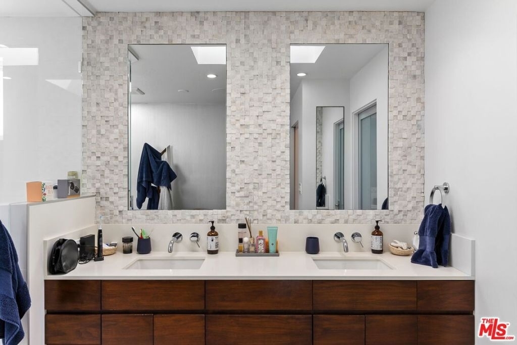 4606 Roma Court - Photo 33