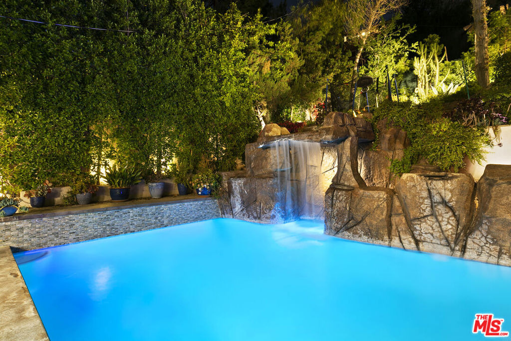 5176 Don Pio Drive - Photo 28
