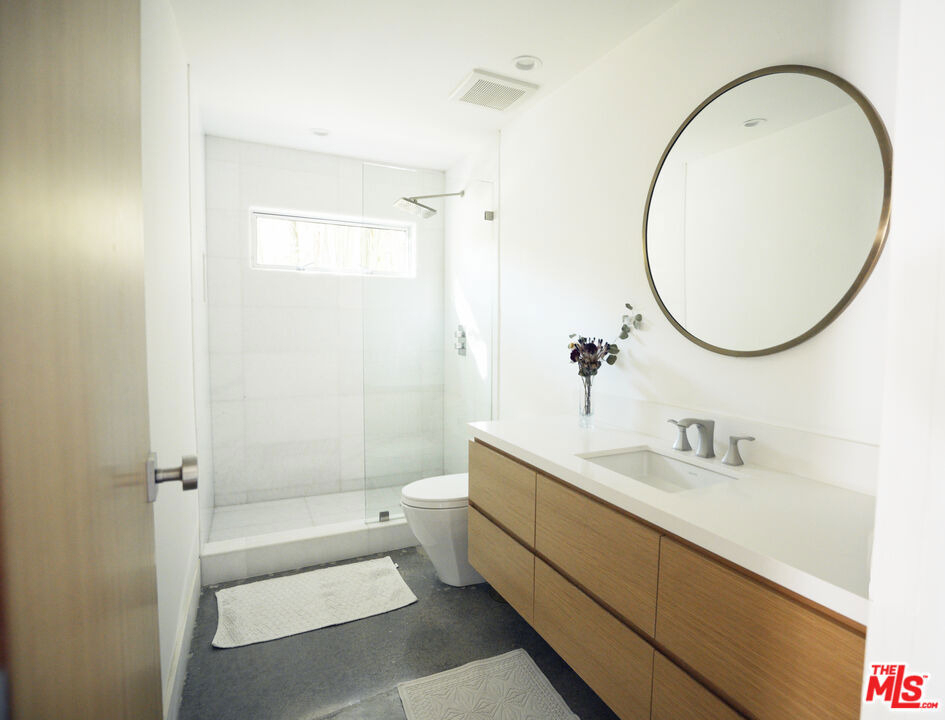 2690 Zorada Drive - Photo 31