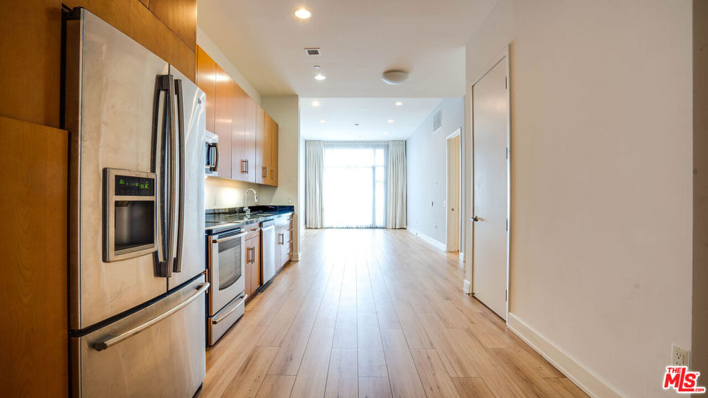 3223 W 6th Street - Photo 2