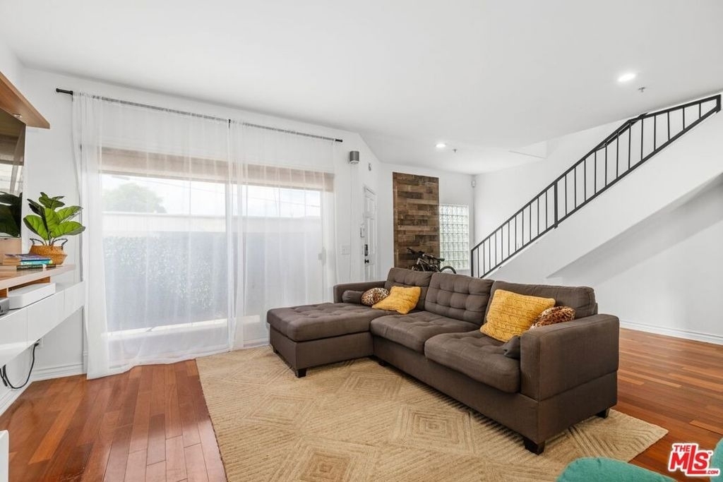 1420 Princeton Street - Photo 7