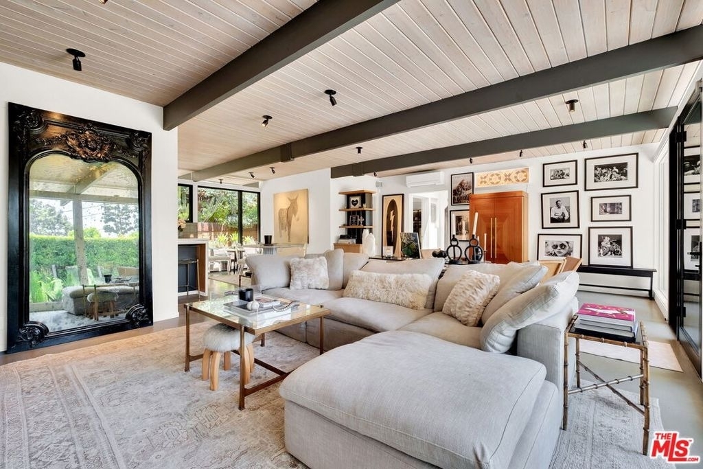 8967 Wonderland Park Avenue - Photo 1