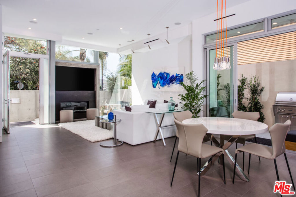 1217 Cabrillo Avenue - Photo 8