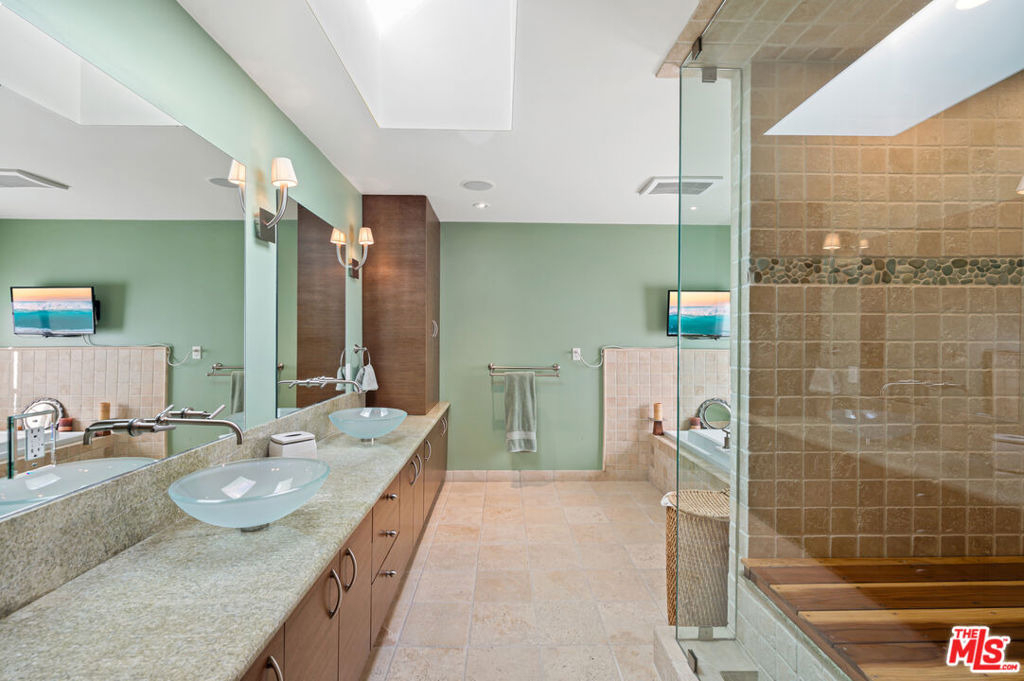 11940 Westminster Avenue - Photo 25