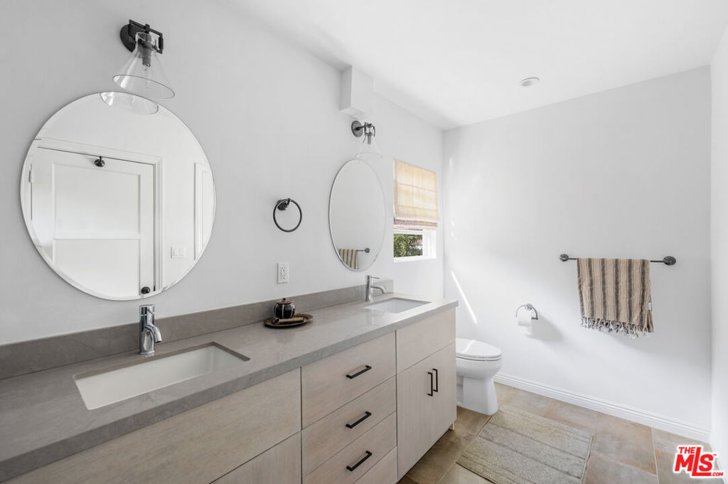 11940 Westminster Avenue - Photo 31