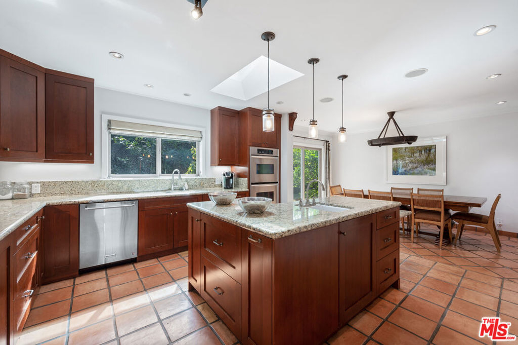 11940 Westminster Avenue - Photo 17
