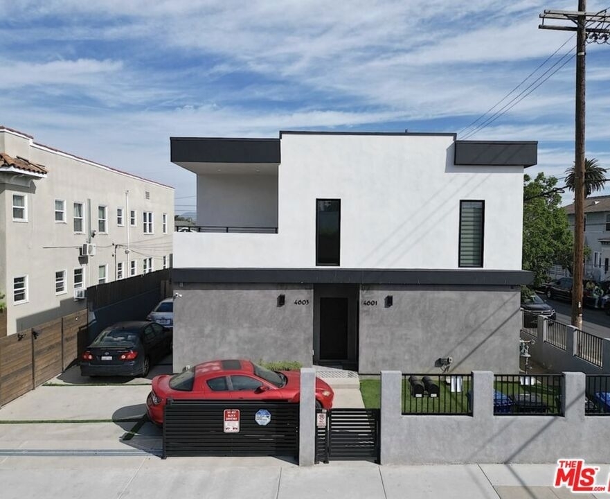 4601 Pickford Street - Photo 0