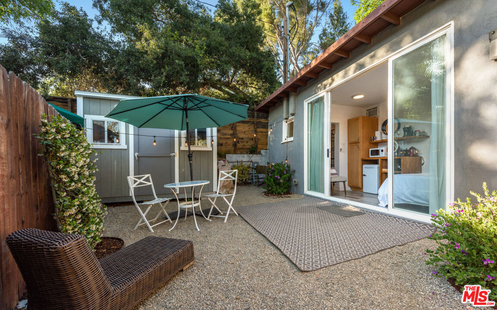 272 N Topanga - Photo 9