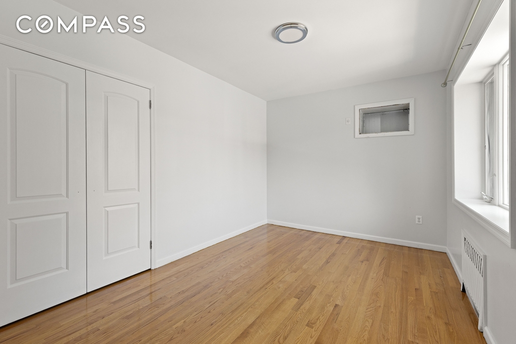 83rd Street - Photo 5