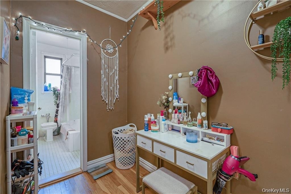 210 Martine Avenue - Photo 8