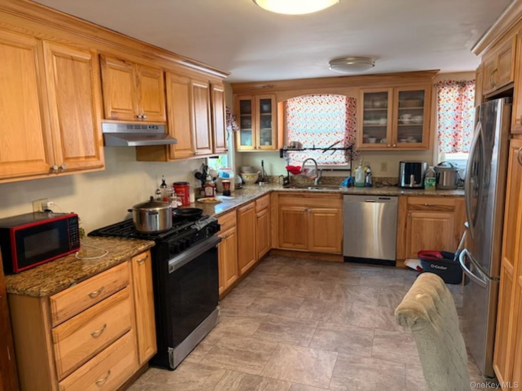 16 Lark Street - Photo 1