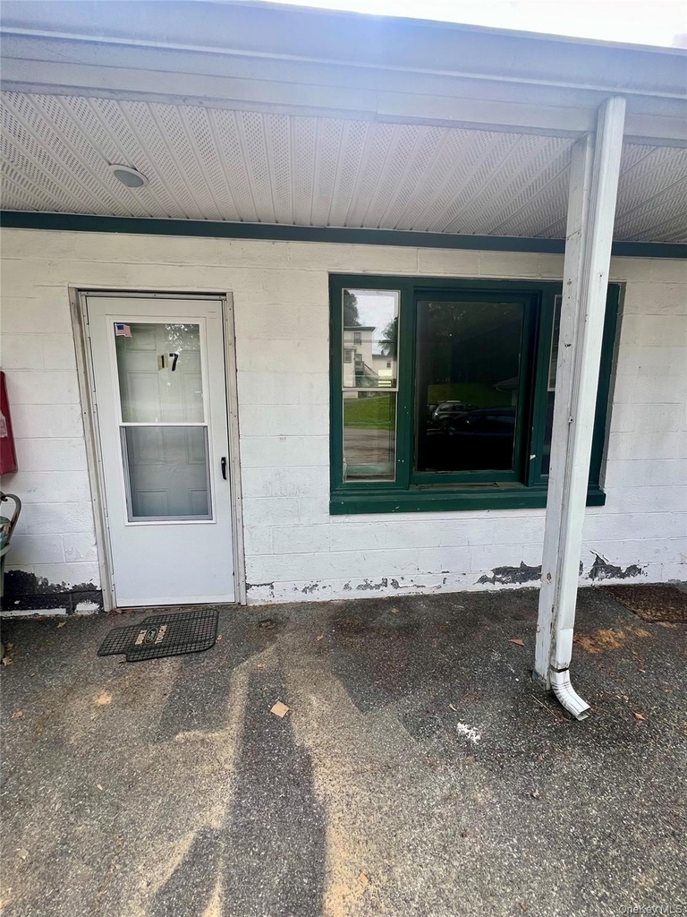 1612-1616-1616 Route 9w - Photo 0
