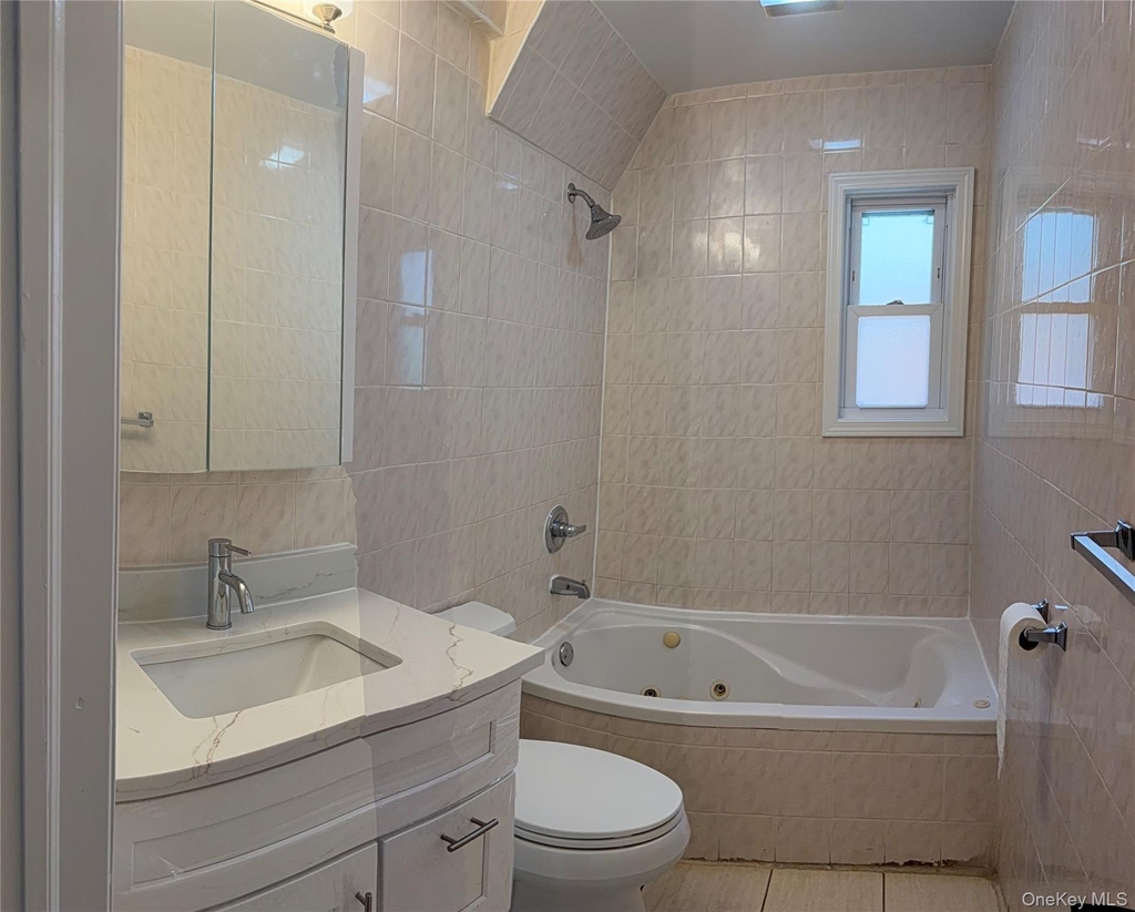 231-10 145 Avenue - Photo 14