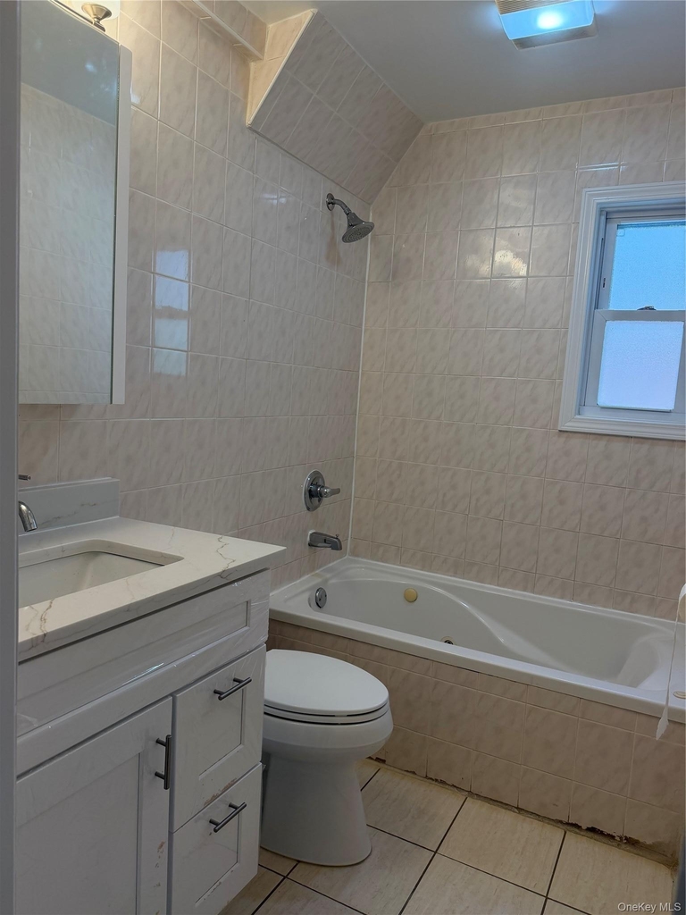 231-10 145 Avenue - Photo 13