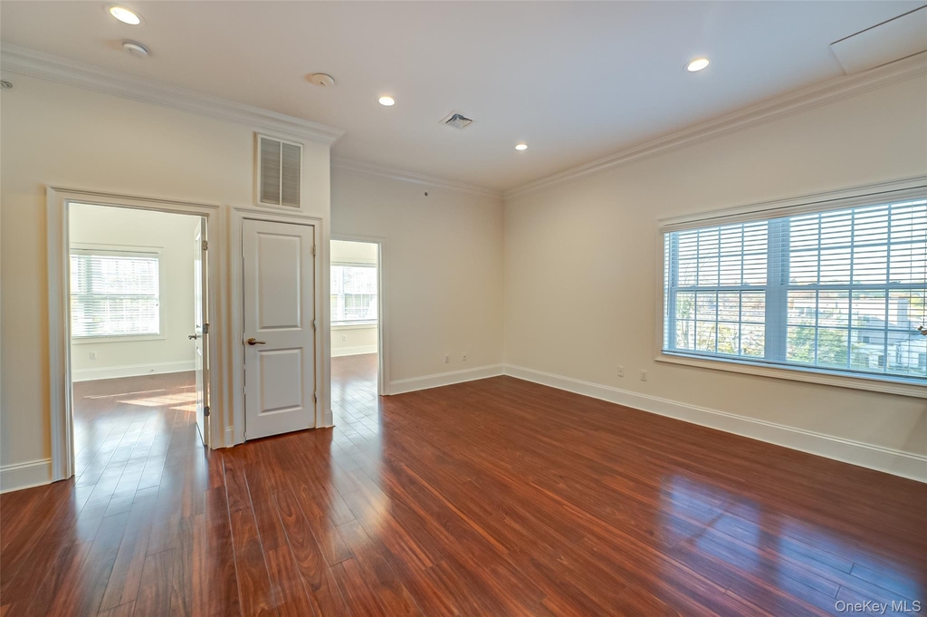 41 Green Street - Photo 3