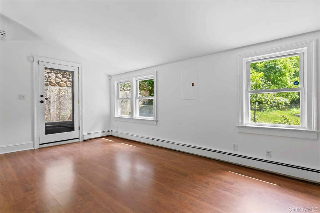 392 Main Street - Photo 9