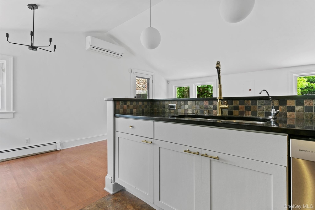 392 Main Street - Photo 10