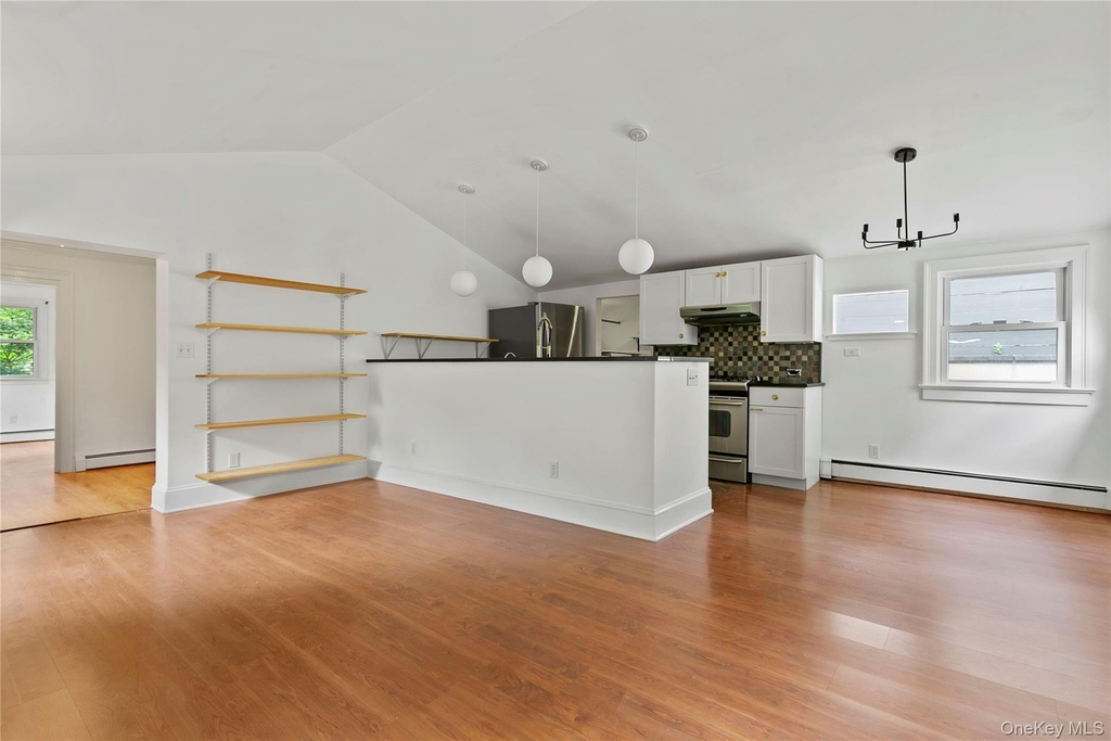 392 Main Street - Photo 4