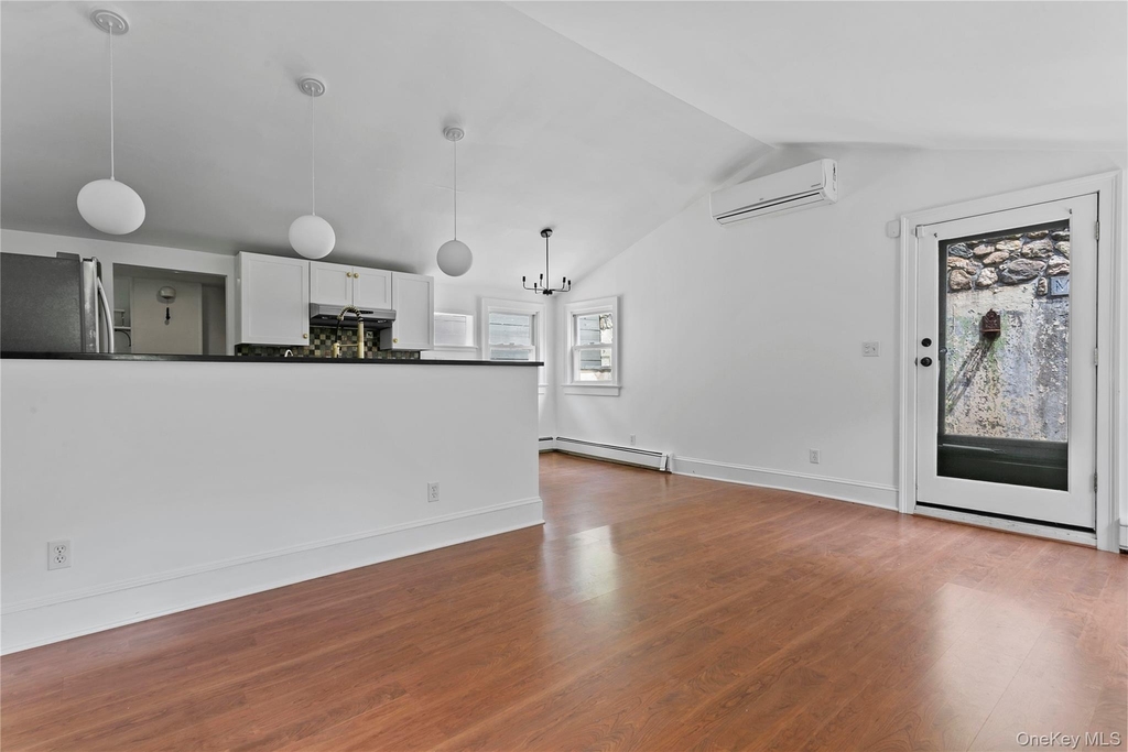 392 Main Street - Photo 6