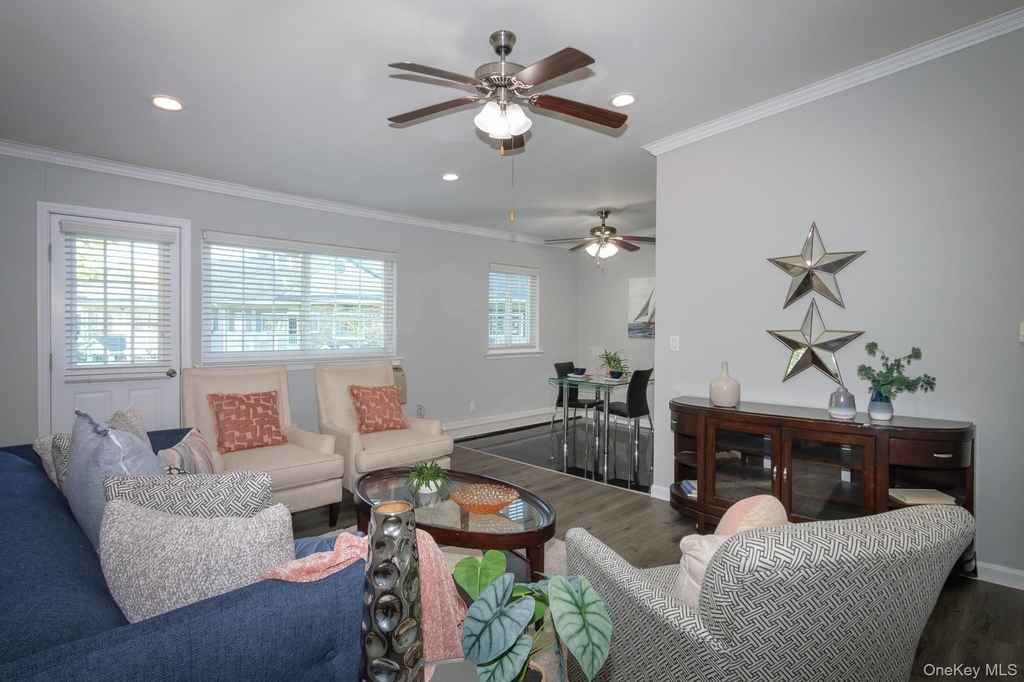 662 Veterans Highway - Photo 3