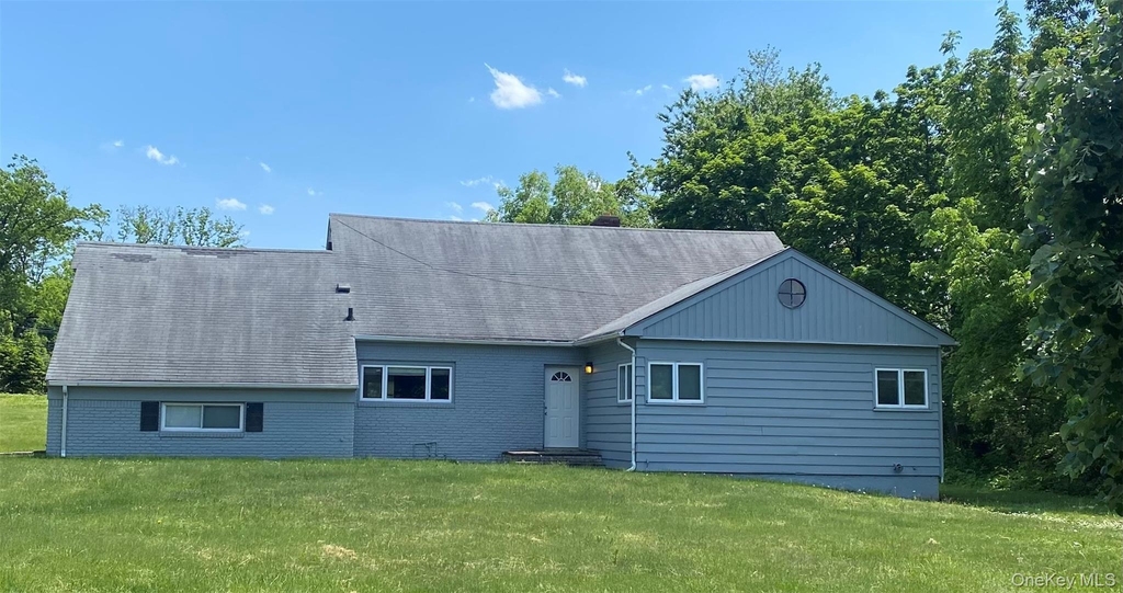 27 Martin Court - Photo 0