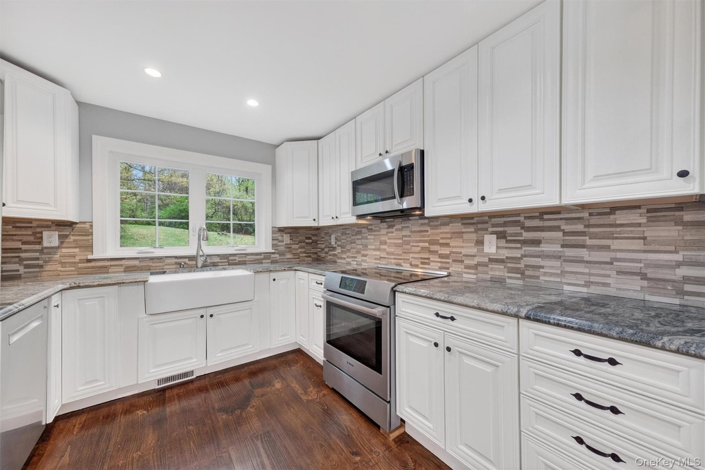 935 Peach Lake Road - Photo 14