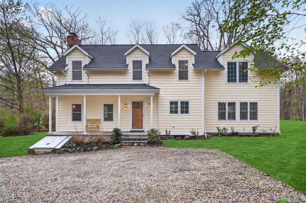 935 Peach Lake Road - Photo 0