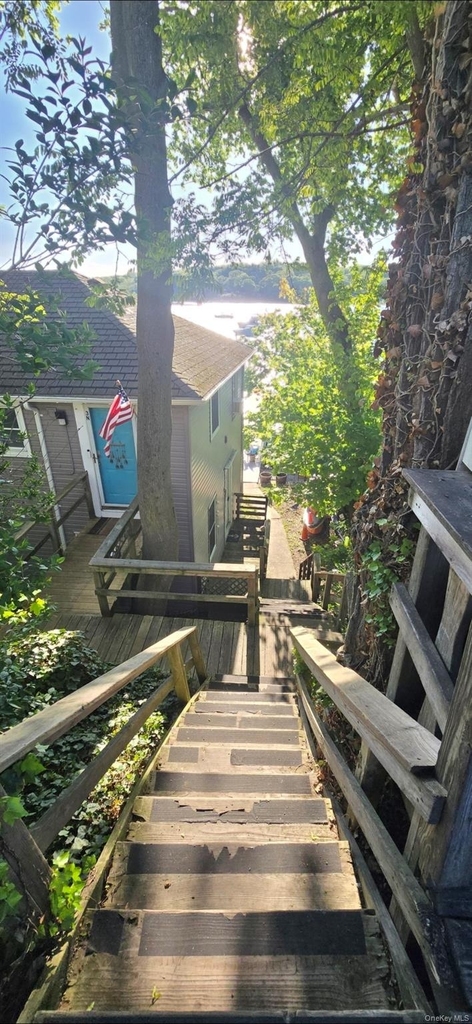 147 Woodbine Avenue - Photo 1