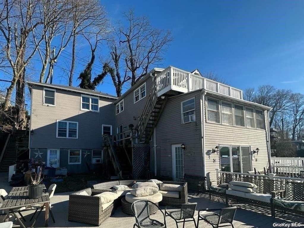 147 Woodbine Avenue - Photo 0