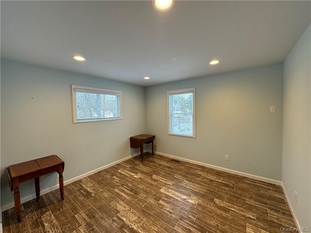 317 Overlook Court - Photo 3