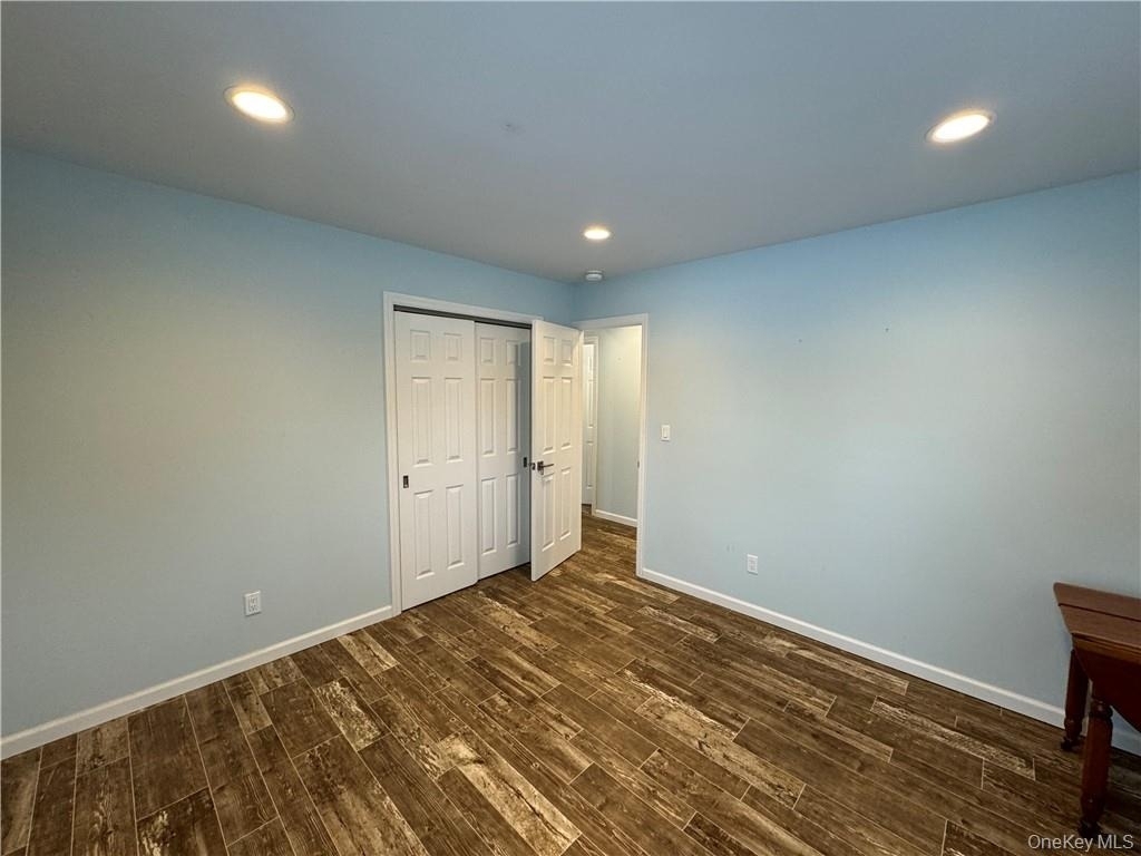 317 Overlook Court - Photo 4