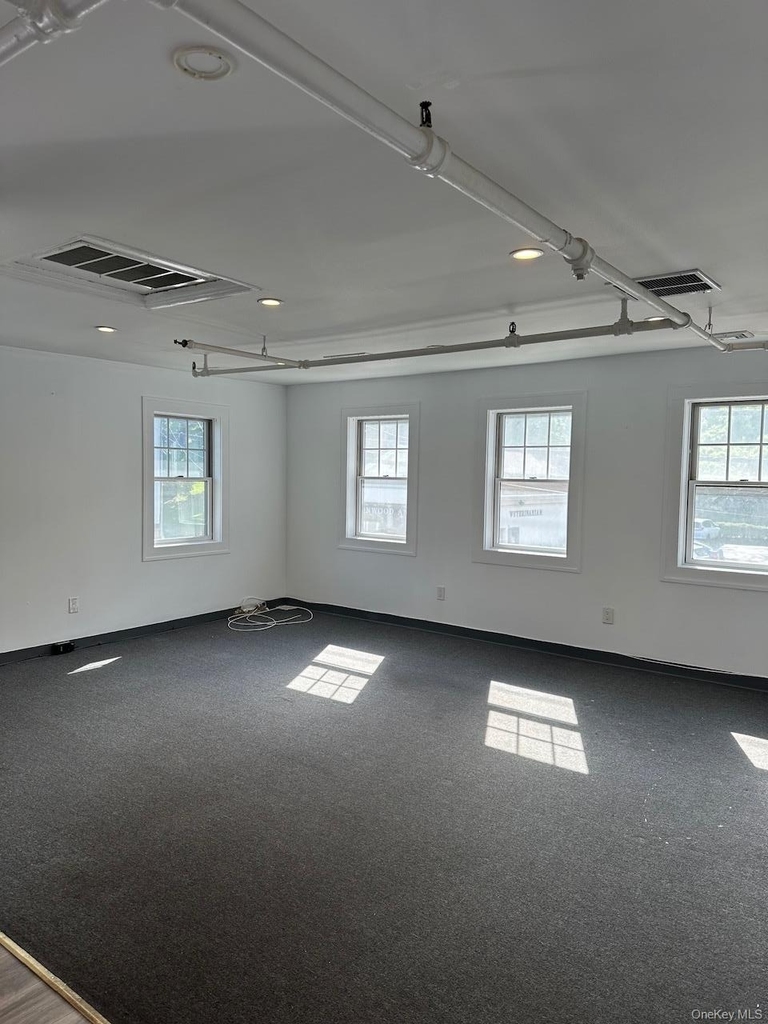 665 Commerce Street - Photo 3