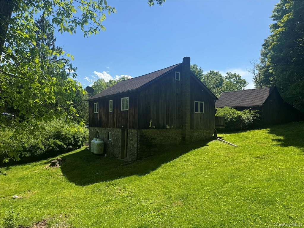 84 Foster Road - Photo 4