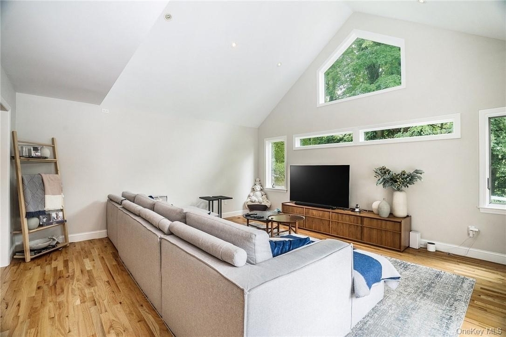 4 Parkfield Road - Photo 9