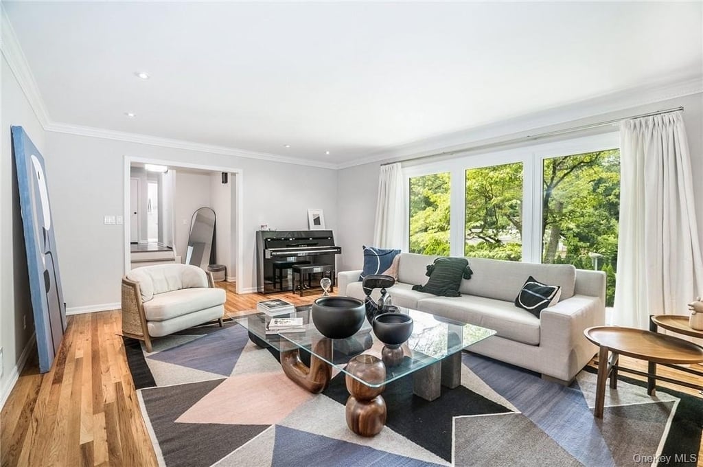 4 Parkfield Road - Photo 1
