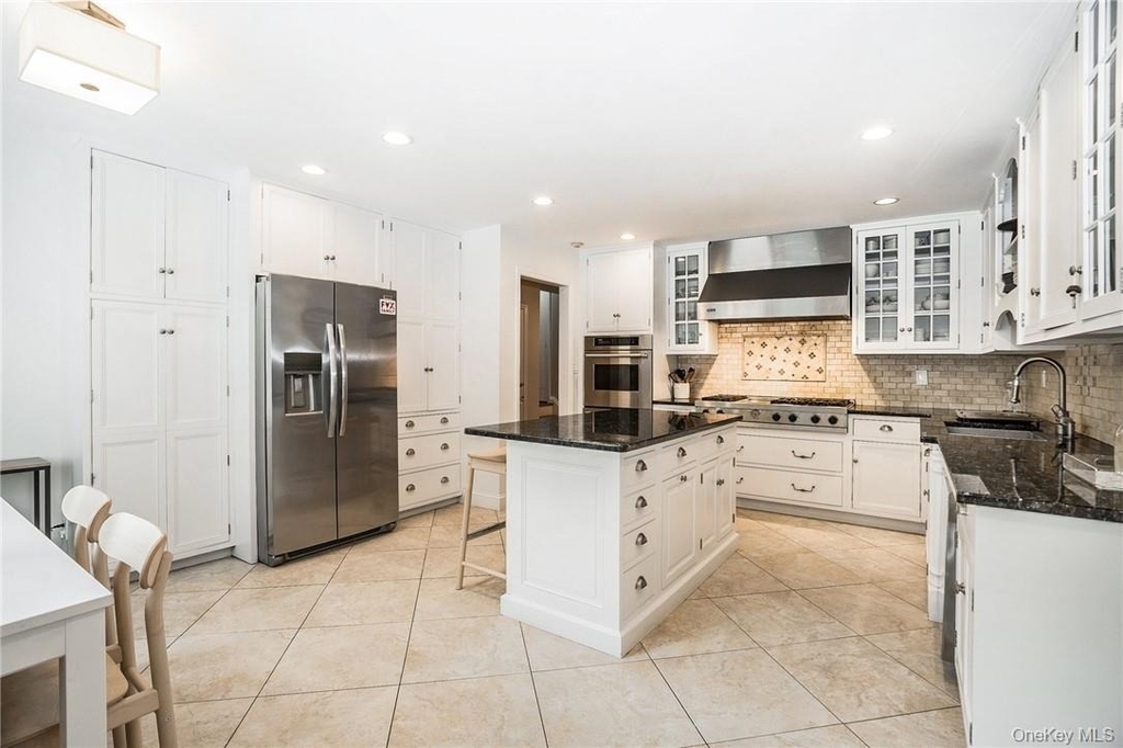 4 Parkfield Road - Photo 5