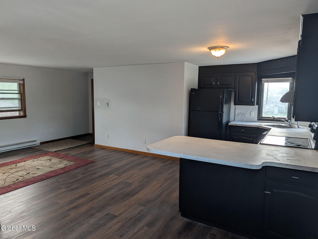 1729 Ferguson Street - Photo 4