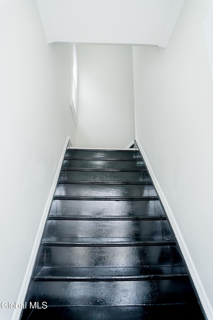 418 3rd Street - Photo 4