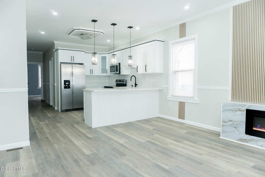 418 3rd Street - Photo 6