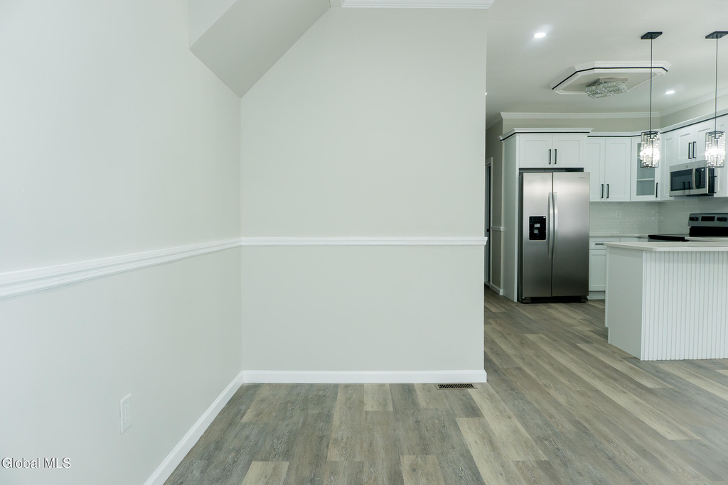 418 3rd Street - Photo 3