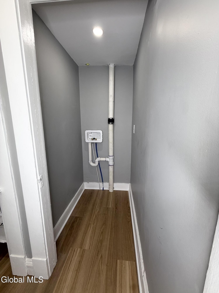 282 Livingston Avenue - Photo 5