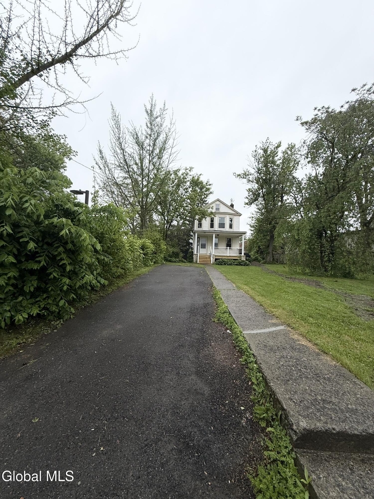 282 Livingston Avenue - Photo 21