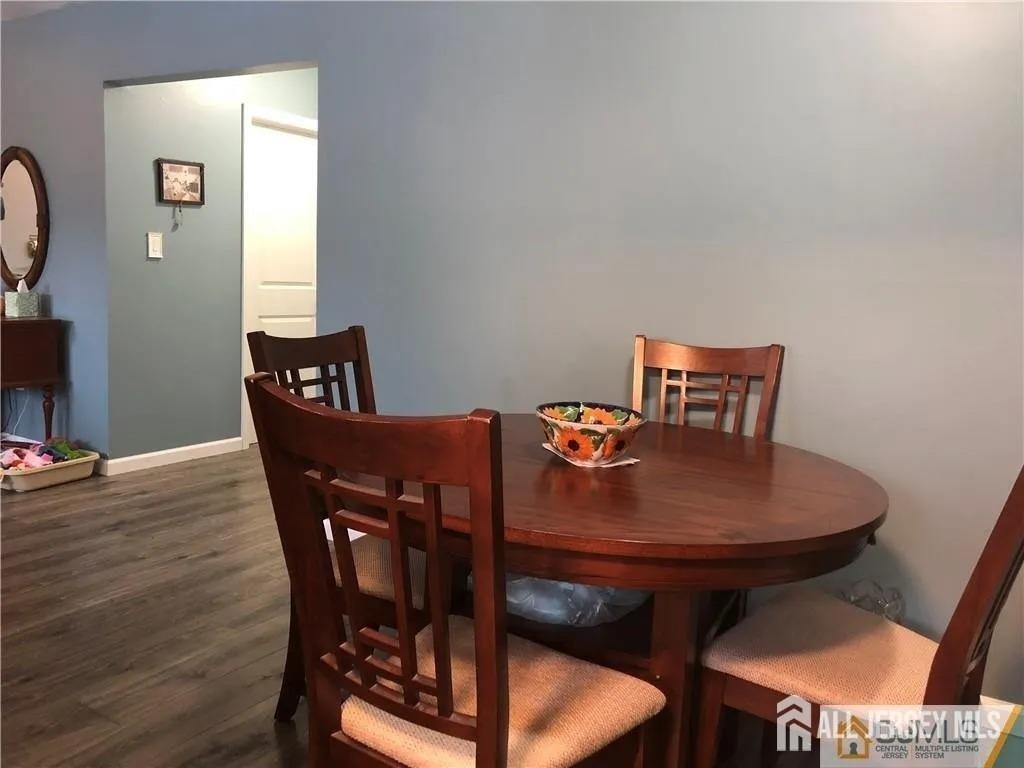 289 Main Street - Photo 3