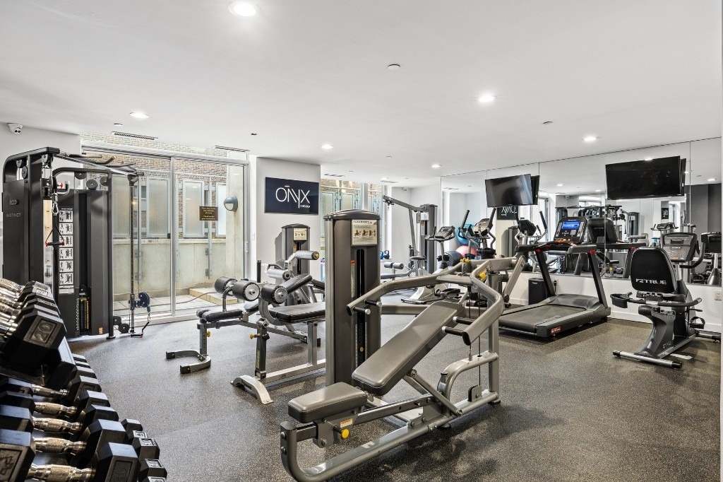261 W 28th Street - Photo 13