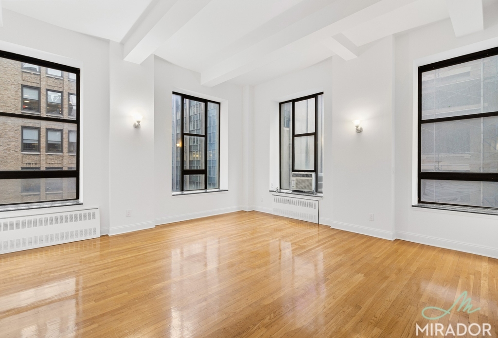 80 Madison Avenue - Photo 0
